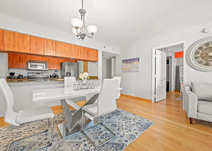 Luxurious 1 Bed Apartment • Brickell • Ocean Views