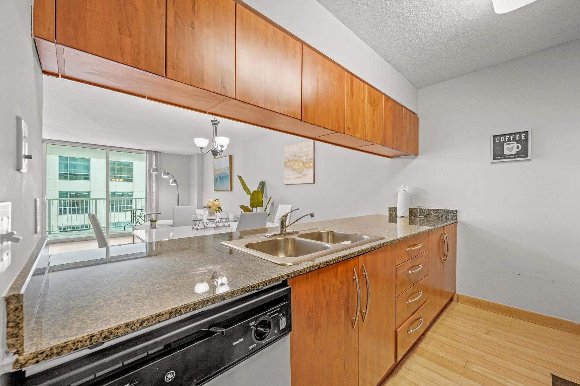 Luxurious 1 Bed • Brickell • Ocean Views Apartamento